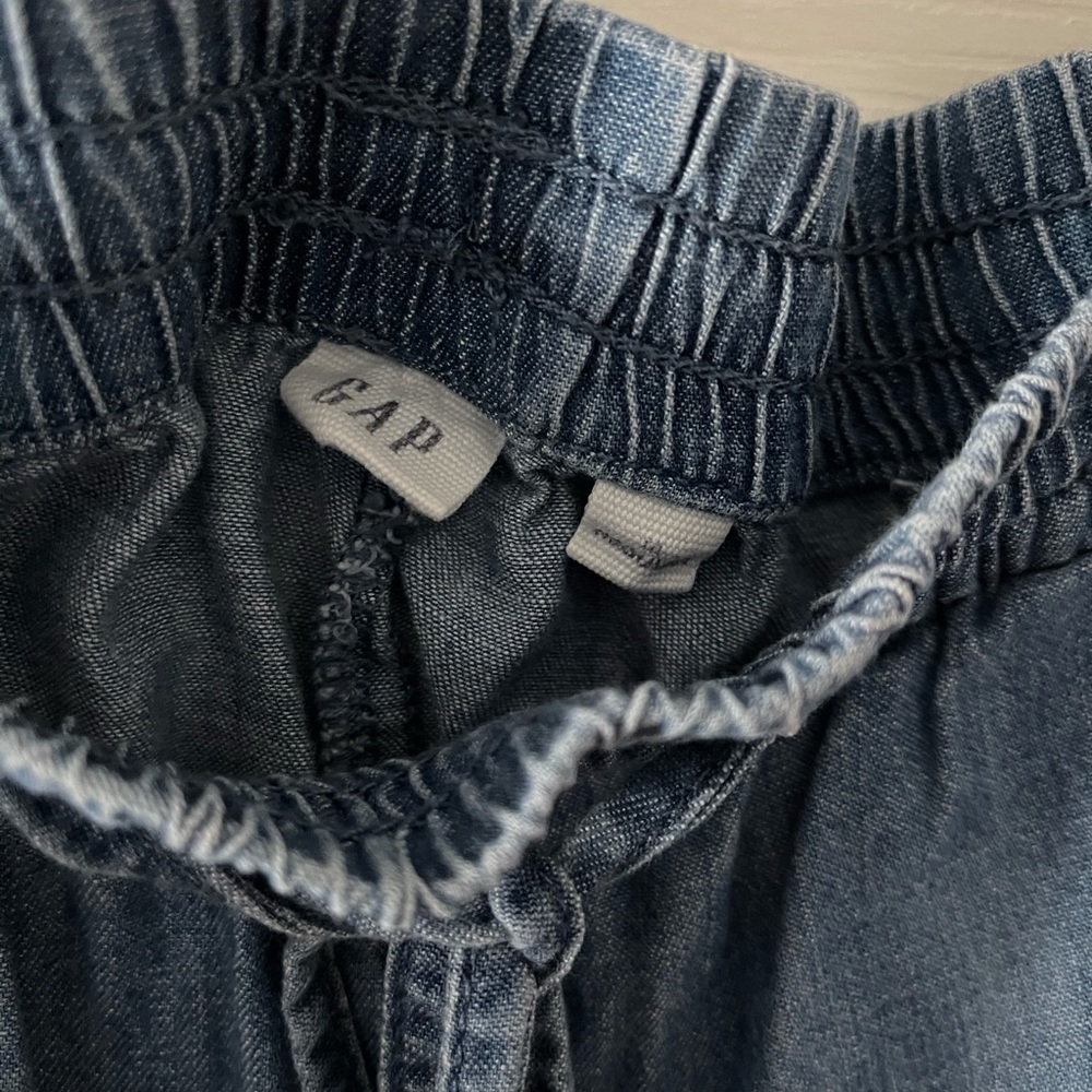 GAP Denim Blue Drawstring Relaxed Shorts - Picture 2 of 3